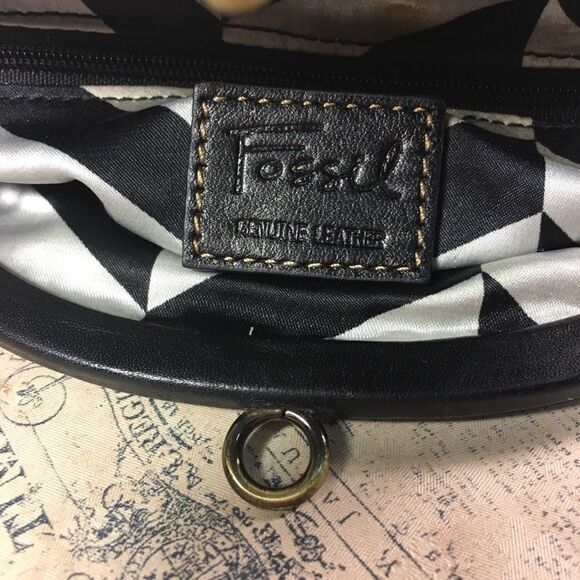 Fossil vintage leather handbag with chain handle - Picture 10 of 14